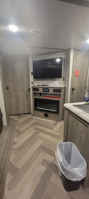 Interior - Cozy RV with AC and WiFi in serene Haskell (Haskell)