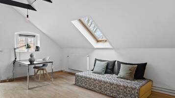2 bedrooms, free WiFi