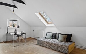 2 bedrooms, free WiFi