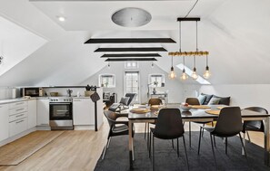 Dining - Gorgeous home in Hadsund with WiFi (Hadsund)