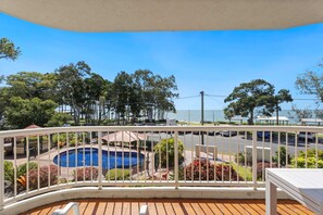 Property grounds - Unit 10 Charlton on the Esplanade (Torquay)