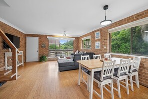 Interior - Just added!!! Escape to a stunning coastal getaway in Sawtell, NSW!  (Sawtell)