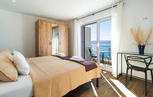 Lovely home in Jesenice with lake view