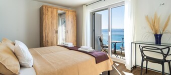 Lovely home in Jesenice with lake view