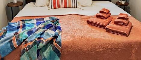 1 bedroom, iron/ironing board, free WiFi