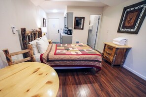 1 chambre, Wi-Fi gratuit, draps fournis