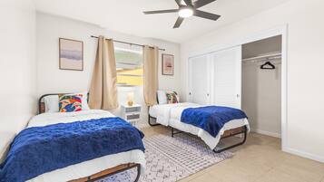 3 bedrooms, iron/ironing board, WiFi, bed sheets