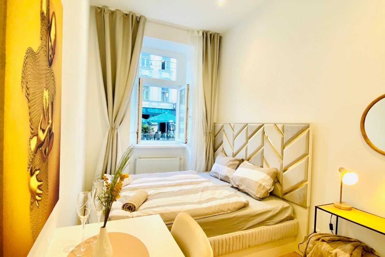 4 bedrooms, WiFi, bed sheets