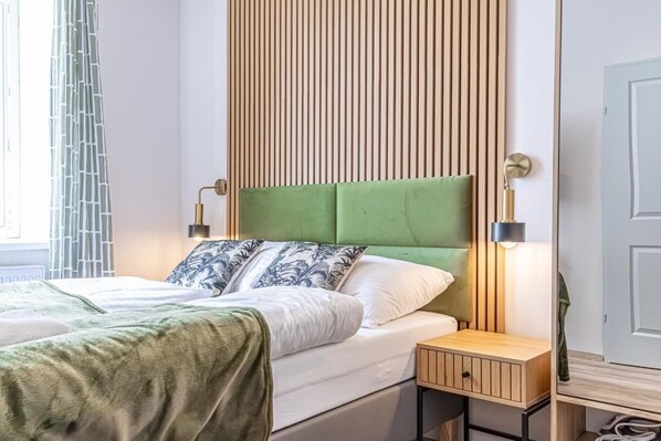 1 bedroom, iron/ironing board, WiFi, bed sheets