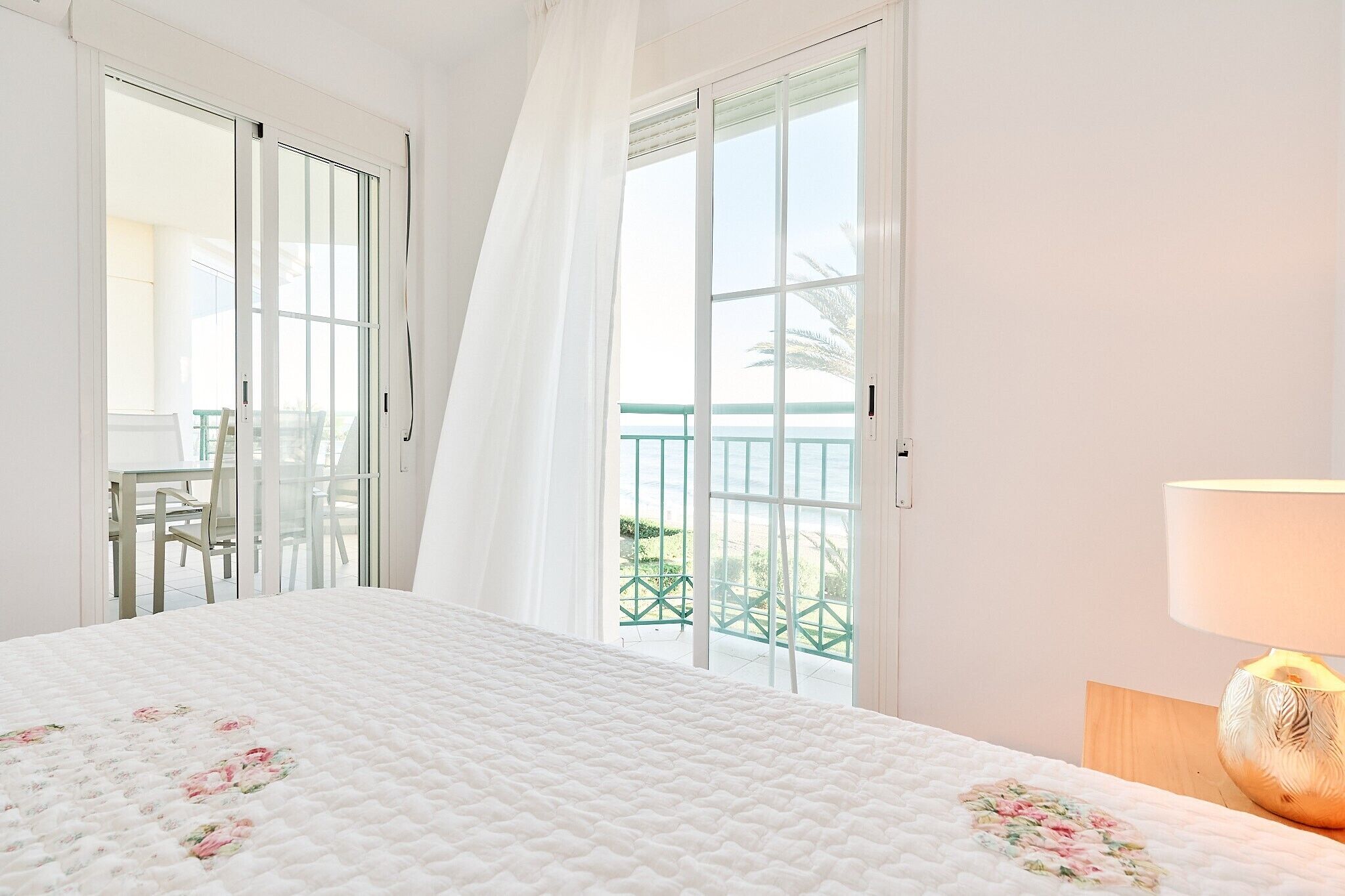 2 soverom, strykejern/-brett, wi-fi (inkludert) og sengetøy