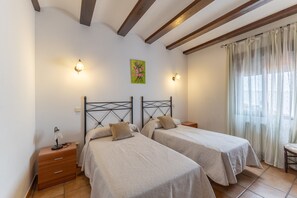 9 camere, Wi-Fi gratuito, lenzuola