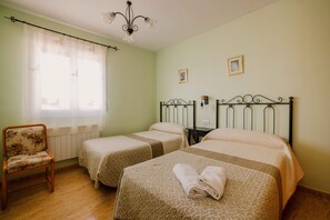 4 dormitorios, wifi gratis, ropa de cama