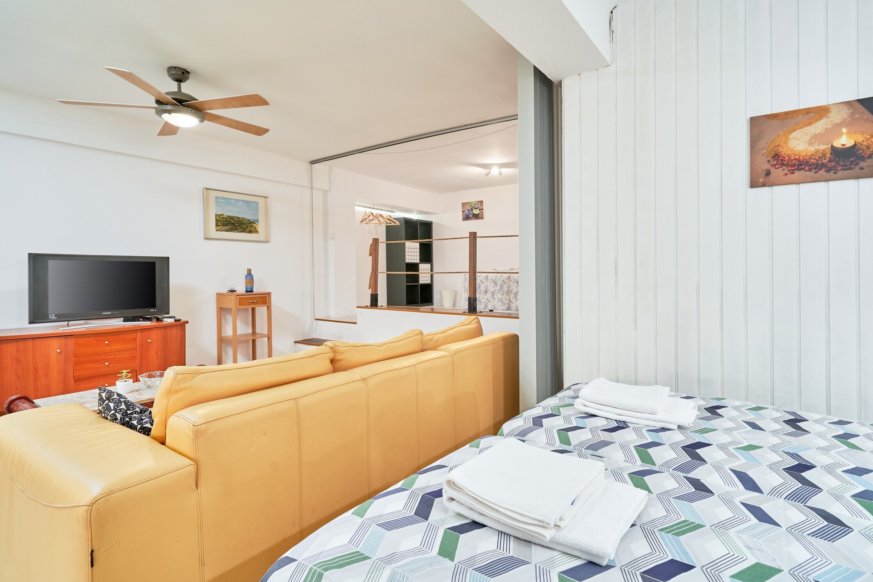2 dormitorios, tabla de planchar con plancha, wifi gratis y ropa de cama