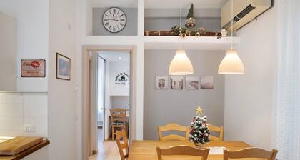 Apartment 'Vinc Trotti House Of Dj-vu' with Mountain View, Wi-Fi and Air Conditioning