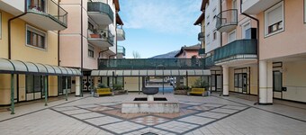 Apartment 'Vinc Trotti House Of Dj-vu' with Mountain View, Wi-Fi and Air Conditioning