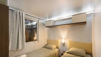 2 bedrooms, free WiFi, bed sheets