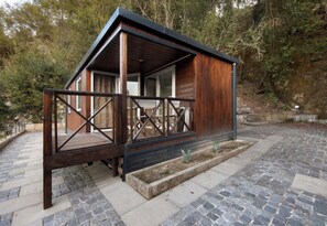 Exterior - Holiday Home 'Nature Stone and Villas - Casa 5' Mountain View, Shared Garden and Air Conditioning (Vila Boa do Bispo)