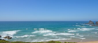Room 'Quarto Lilás' with Balcony and Wi-Fi