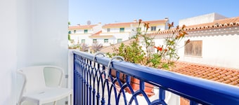 Room 'Quarto Verde' with Balcony and Wi-Fi