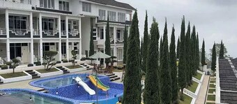 Green Hero Darajat Hotel