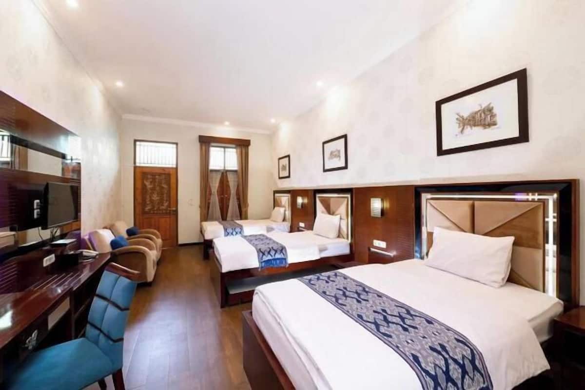 Desk, free WiFi, bed sheets