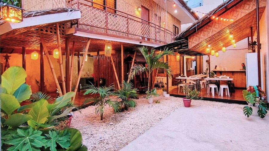 Intoy's Place Panglao near Beach