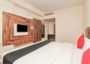 Desk, blackout curtains, rollaway beds, free WiFi - Sri Surabhi Luxurious Rooms (Hyderabad)
