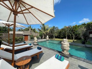 Outdoor pool - Nivaluma By Zuzu (Mas)