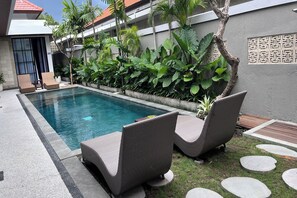 Piscine extérieure