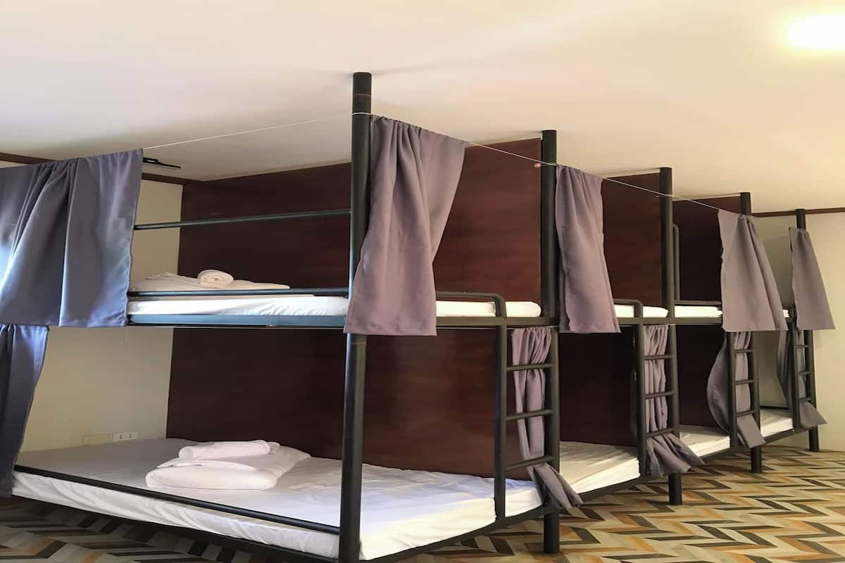 Club Shared Dormitory
