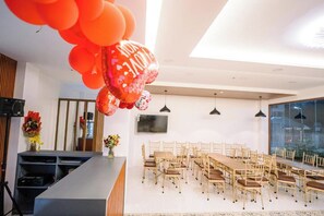 Restaurant -  Spotlight Hotel near Hundred Islands wharf (Alaminos)