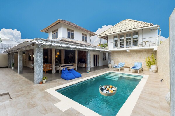 Villa Bella Vista By Pertama Management - Indonesia