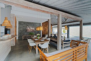 TV màn hình phẳng 