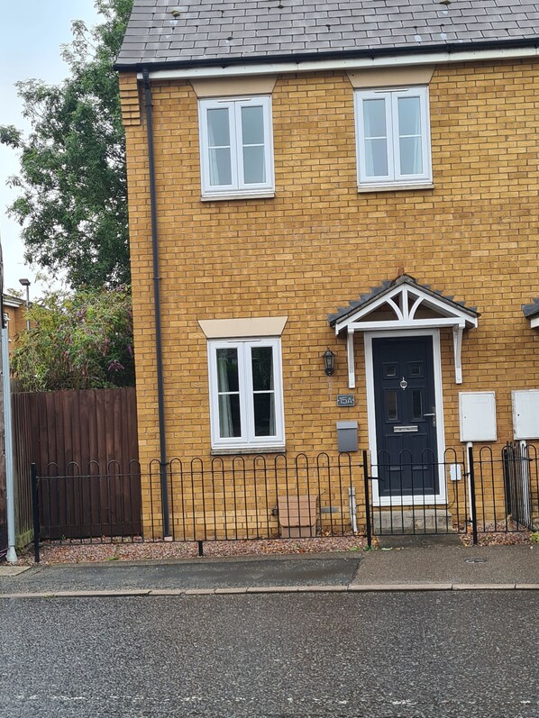 Exterior detail - 15a Admiral court, Long Sutton PE12 9HB (Spalding)