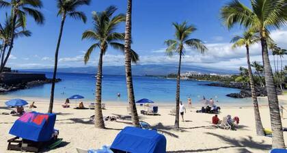 Luxury in Nohea Private Pool/Spa & Two Adjoining Ohanas