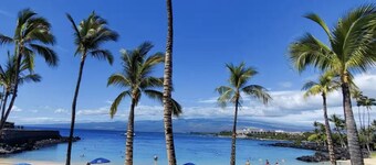 Luxury in Nohea Private Pool/Spa & Two Adjoining Ohanas