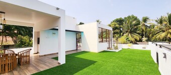 The Elegance
Peaceful Residential area. 2KM away from the beach and city centre