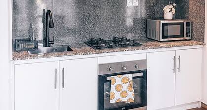 The Elegance
Peaceful Residential area. 2KM away from the beach and city centre