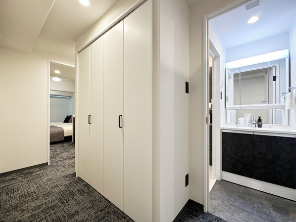 Wi-Fi gratuit, draps fournis