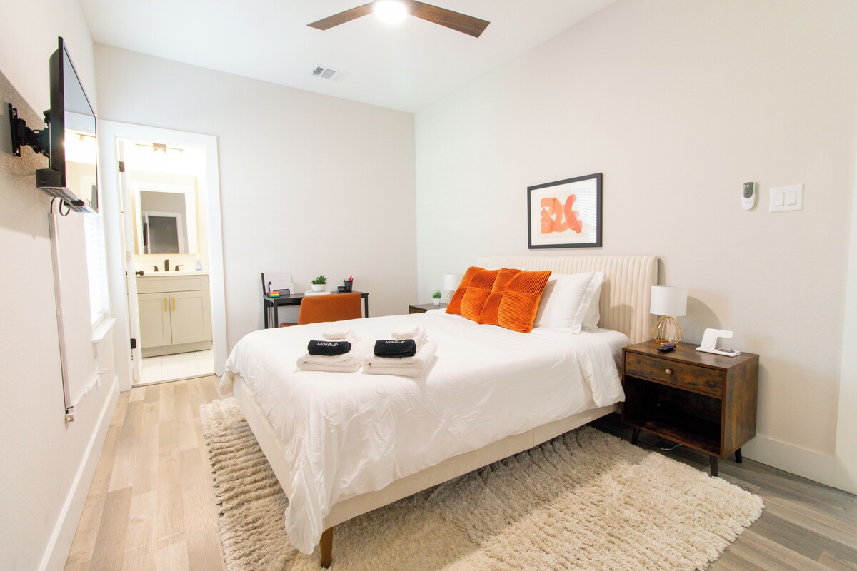 Photo 54 of Spacious 8BR 10BA Houston Retreat with Private Suites Ideal for Family Reunions