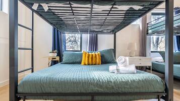 4 habitaciones, escritorio, tabla de planchar con plancha y wifi gratis