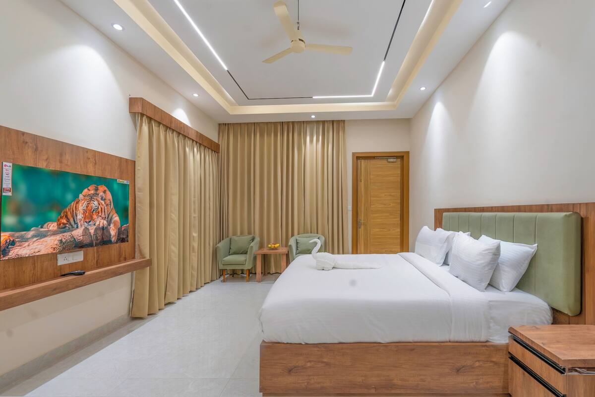 Luxury Room, Garden View