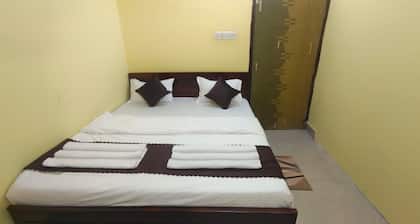 Goroomgo The Grand Empire Angul