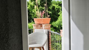 Deluxe stúdió, erkély | Sötétítőfüggöny, hangszigetelés, vasaló/vasalódeszka és ingyenes wifi