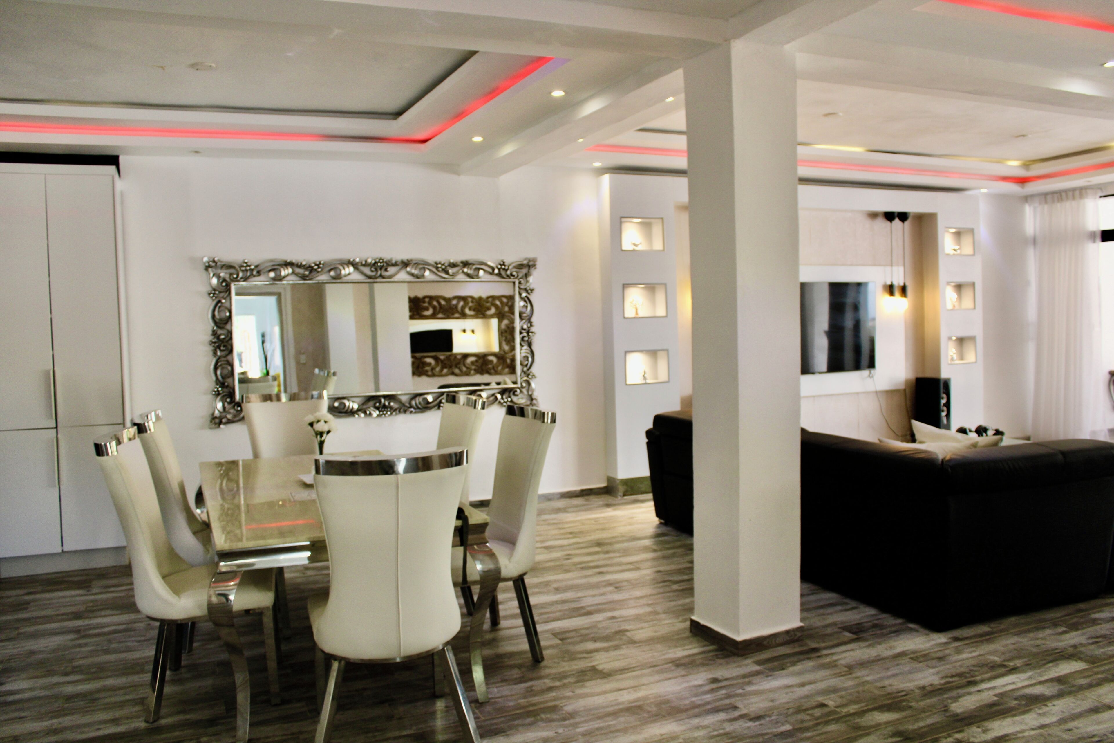 Exclusive Duplex, Courtyard View | Living area | Flat-screen TV