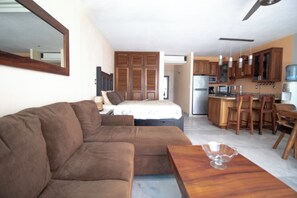 Smart-TV, Bücher, Drucker