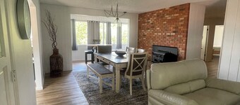 4-bedroom luxury villa with AC and WiFi near old town 29 day stay or more