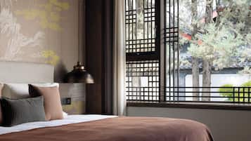 Deluxe Room | Premium bedding, down duvets, free minibar, blackout curtains