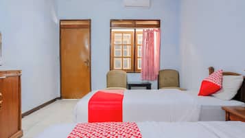 Standard Twin Room | 1 bedroom, premium bedding, free WiFi, bed sheets