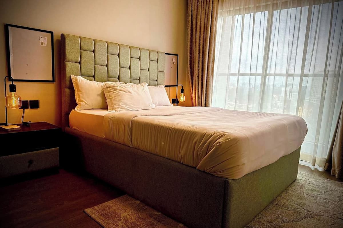 Superior appartement | 2 slaapkamers, een bureau, gratis wifi